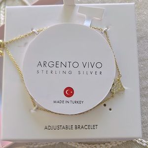 Adjustable gold bracelet